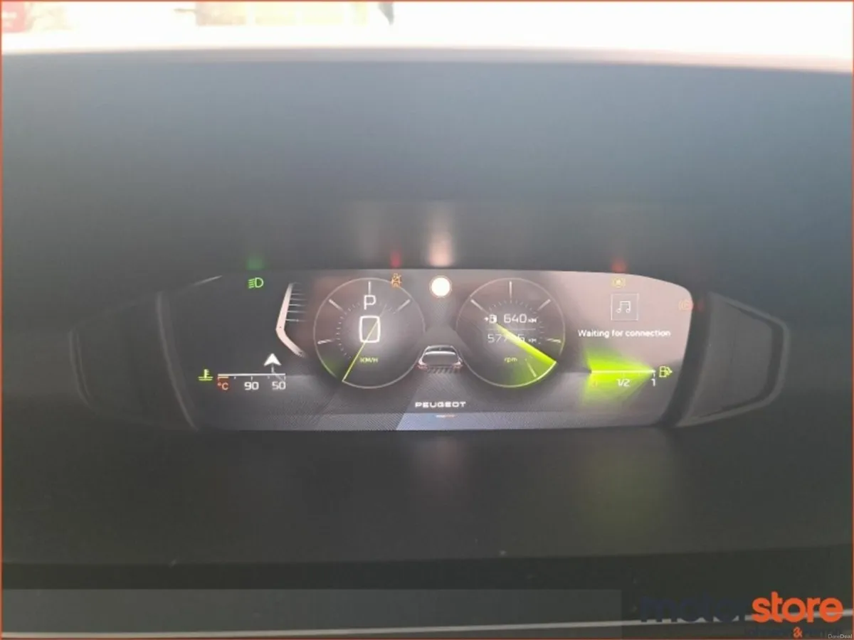 Peugeot 308 AUTO LIKE NEW CONDITION - Image 4