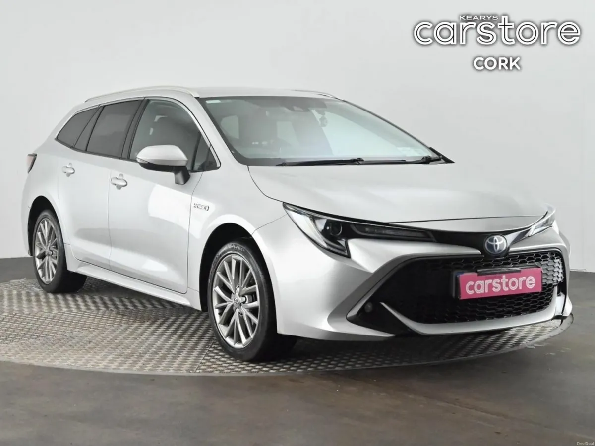 Toyota Corolla 1.8 Hybrid Sol Saloon - Image 1