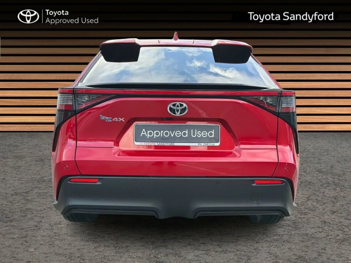 Toyota bZ4X SPORT 11KW EV AUTOMATIC // HEATED FULL - Image 4