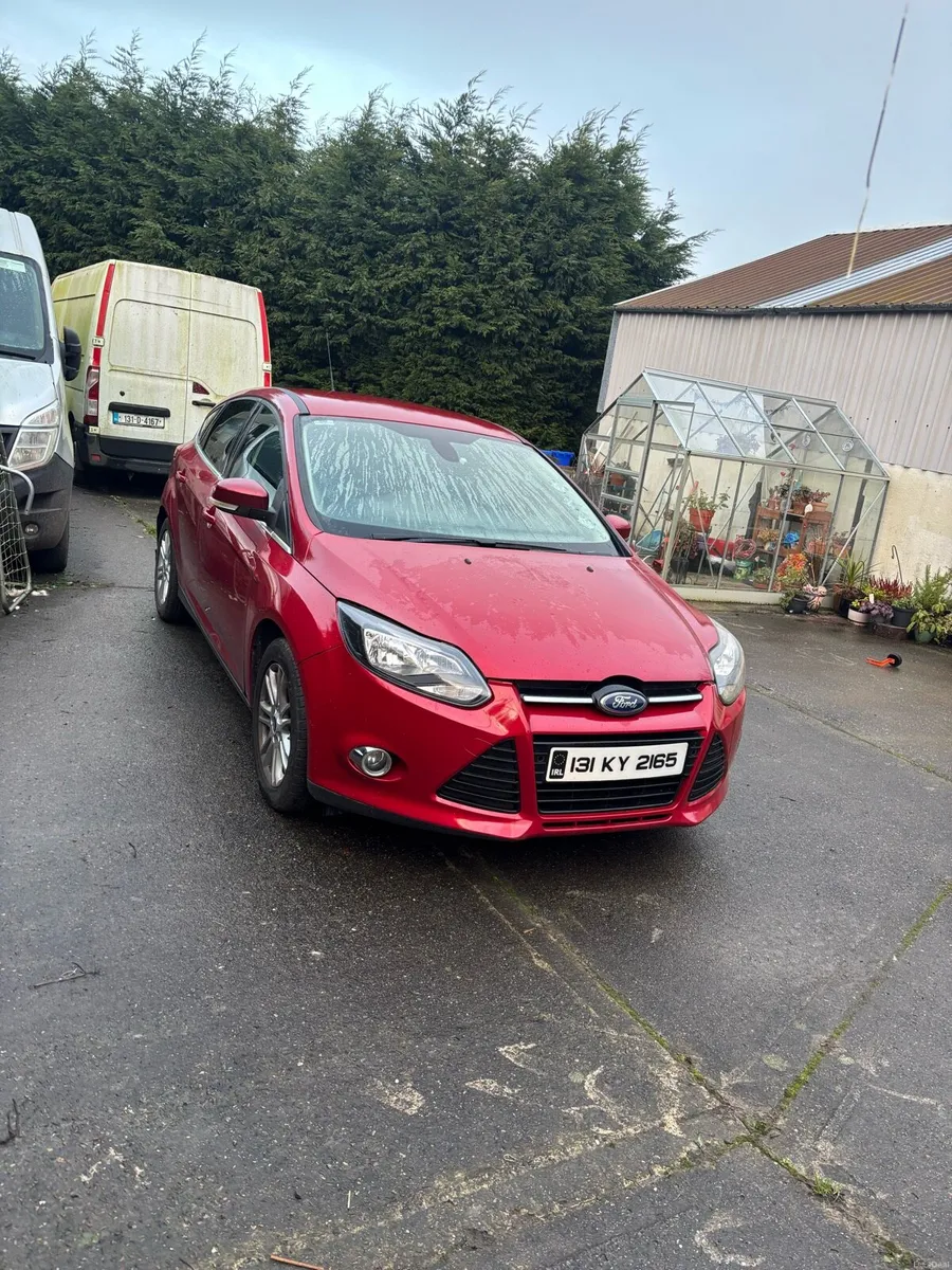 2013 ford focus titanium top spec - Image 1