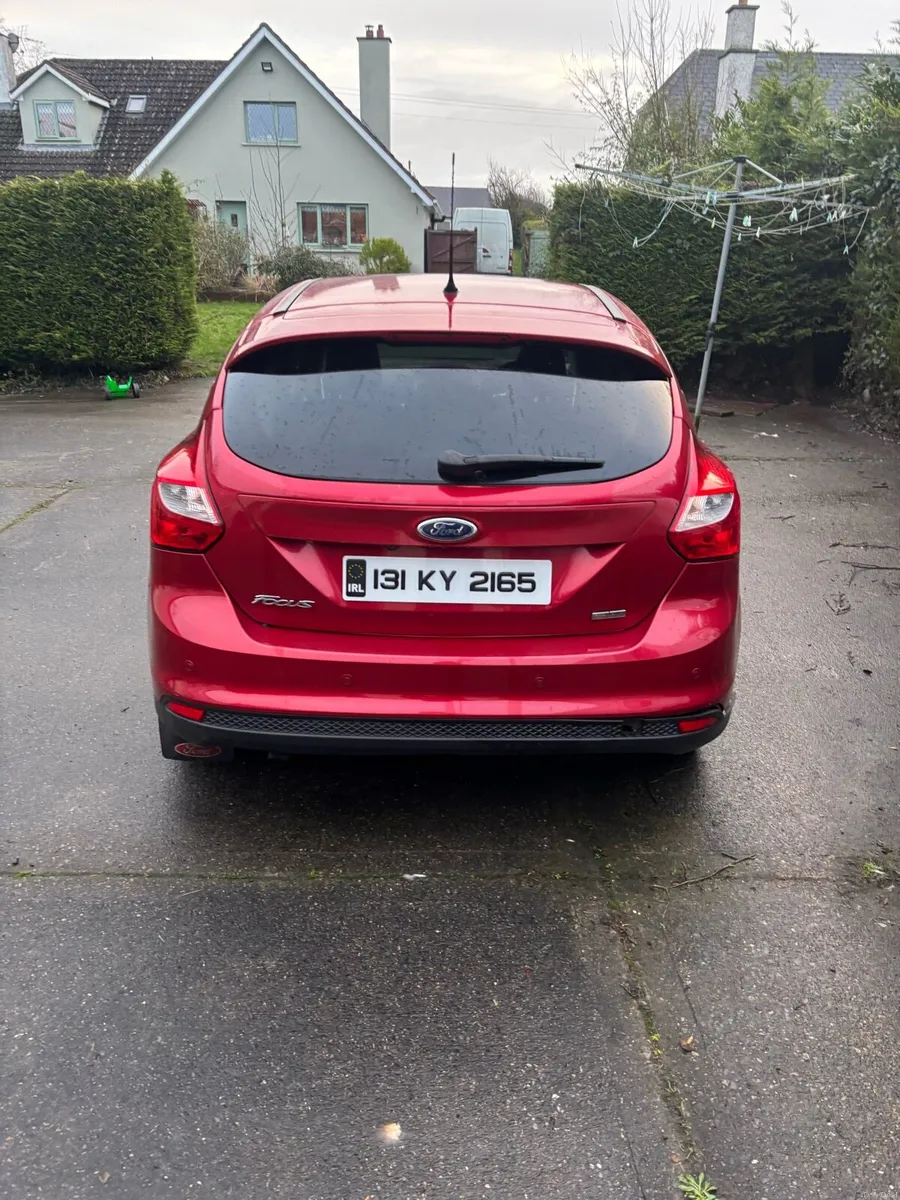 2013 ford focus titanium top spec - Image 3