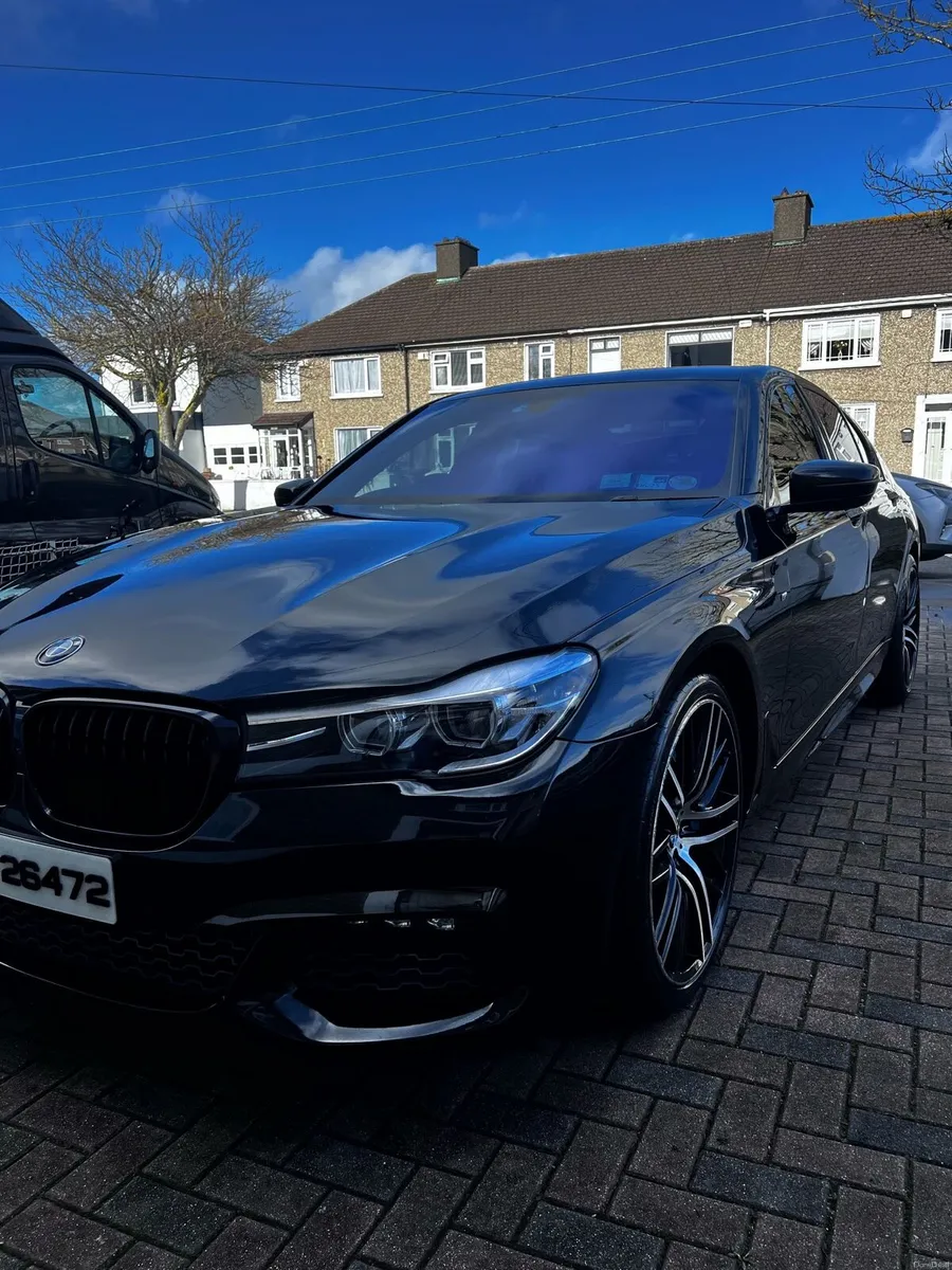 BMW 7 Series - Image 3