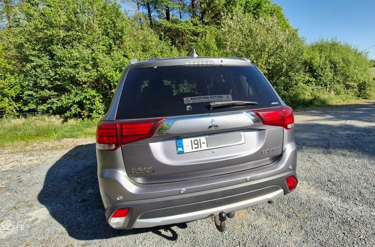 Mitsubishi Outlander 2019 - Image 4