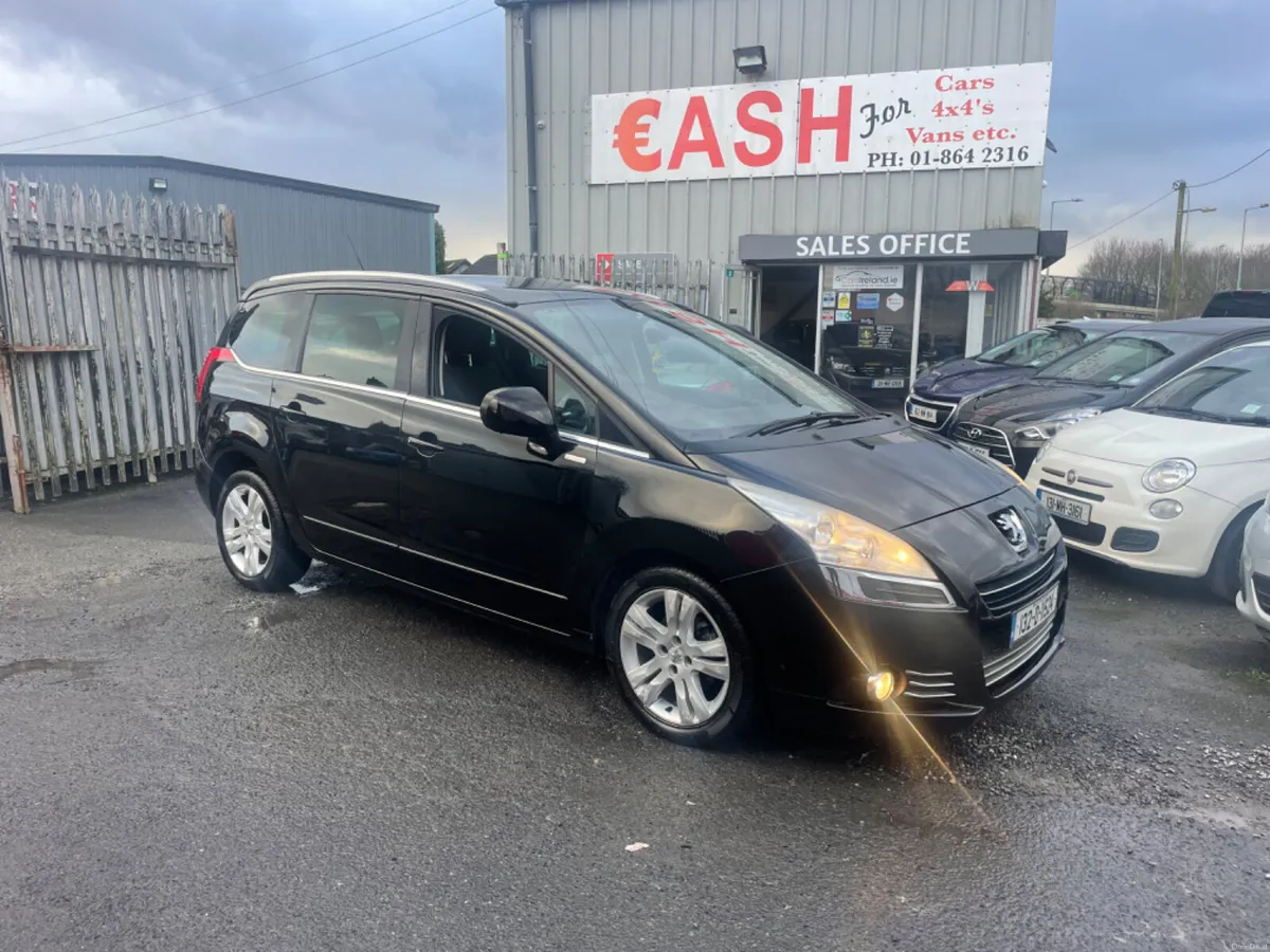 Peugeot 5008 2013 automatic new nct €3950 - Image 1
