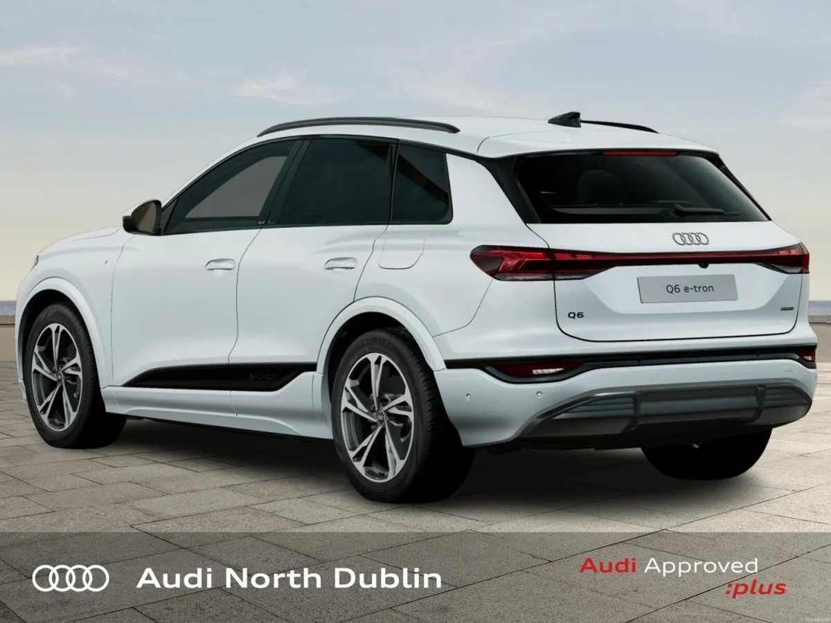 Audi Q6 e-tron S-Line Quattro - Image 2