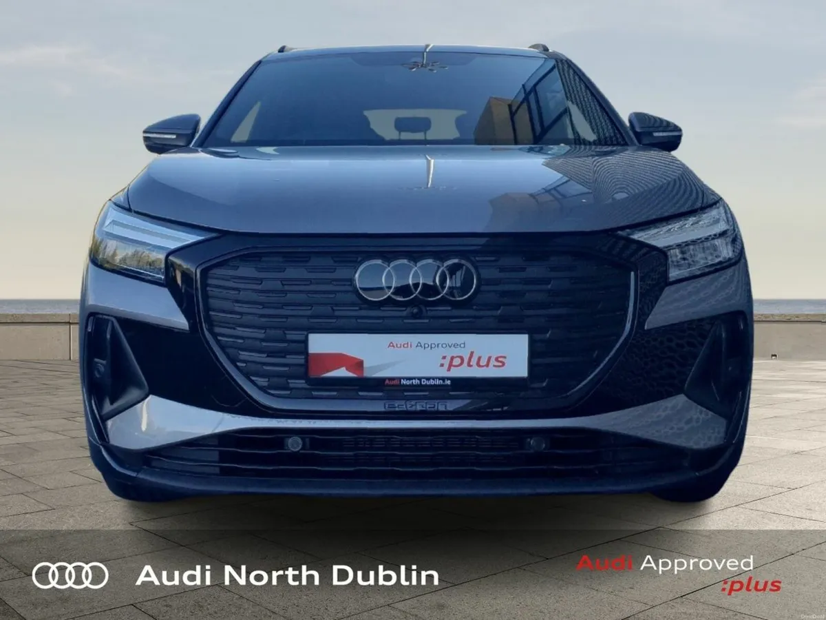 Audi Q4 e-tron Audi Q4 S line 40 e-tron - Image 3