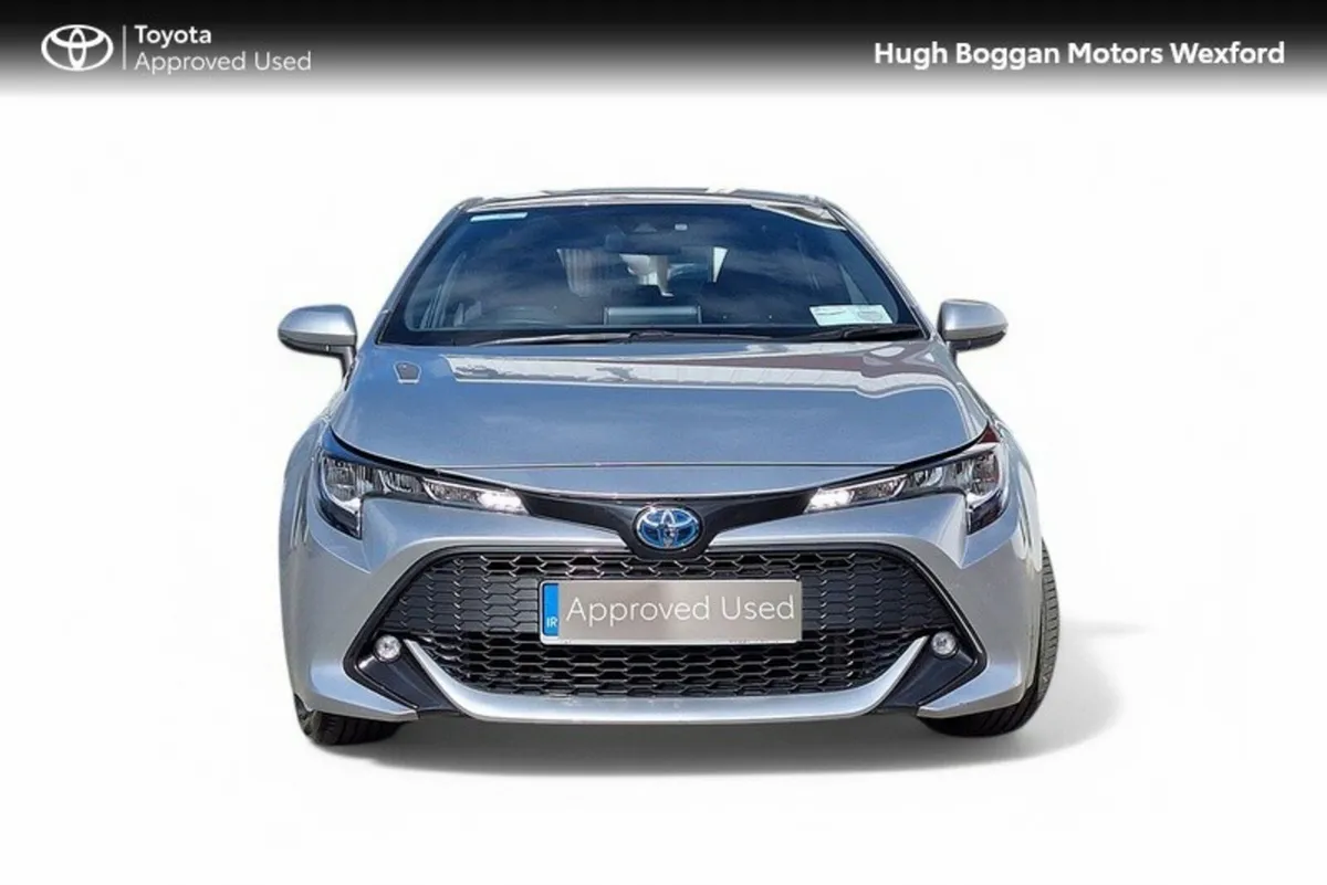 Toyota Corolla HATCH, REALLY LOW MILEAGE!! - Image 4