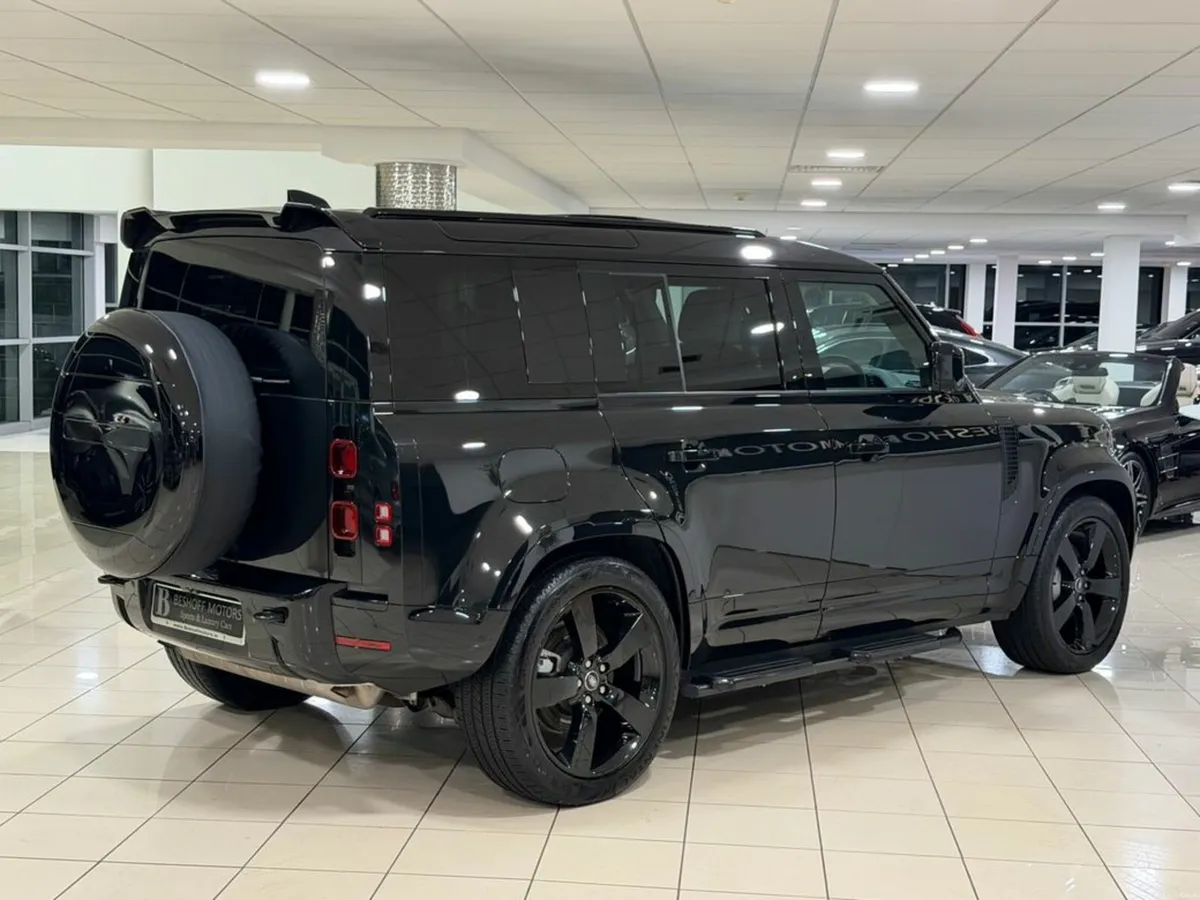 Land Rover Defender X-DYNAMIC SE=HUGE SPEC//LIGHT - Image 3