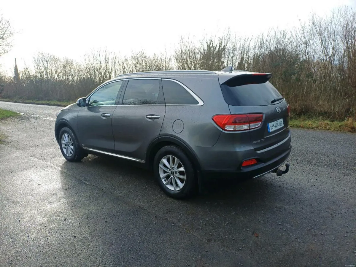 Kia sorento platinum 2.2 (awd) 7seater - Image 4