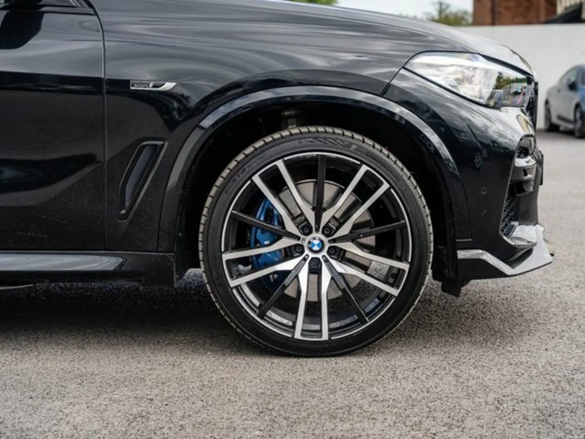 BMW X5 XDRIVE45E M SPORT - Image 2