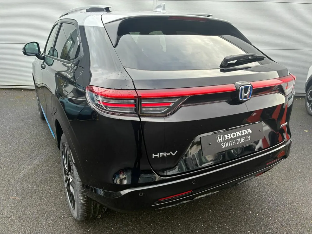 Honda HR-V "Advance Style" Model. Full Hybrid . Av - Image 4