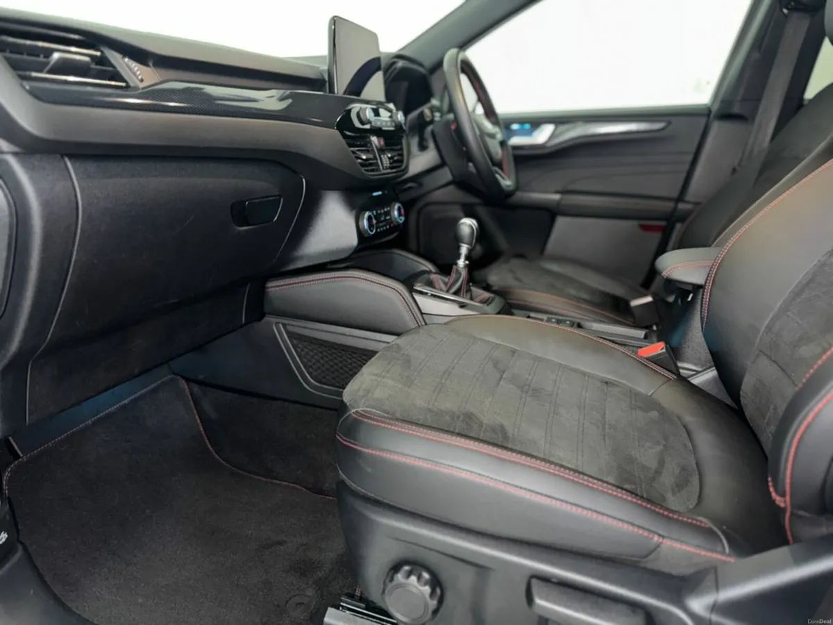 Ford Kuga St-line X 5D 1.5TD120 S6.2 M6 - Image 3