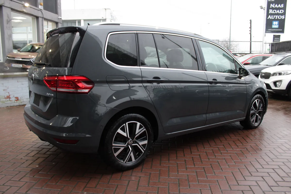 2.0TDI HIGHLINE PLUS AUTO PANROOF  // UPGRADED ALL - Image 4