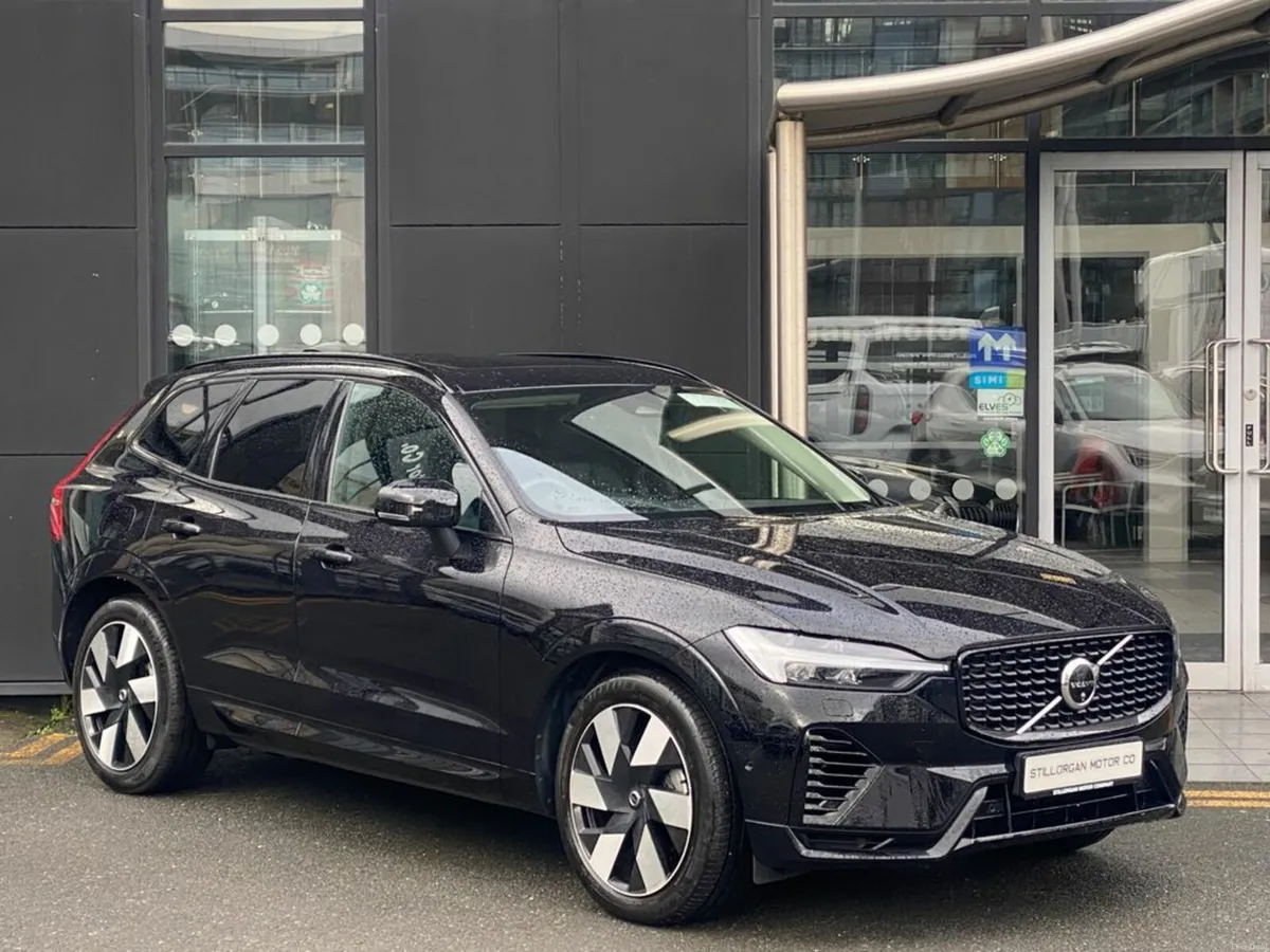 Volvo XC60 T8 Ultra AWD Auto (PHEV) - Image 1