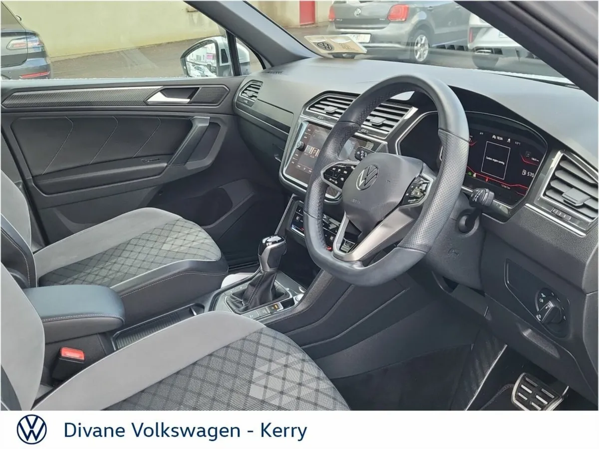 Volkswagen Tiguan R-LINE SUNROOF 150BHP AUTO - Image 4
