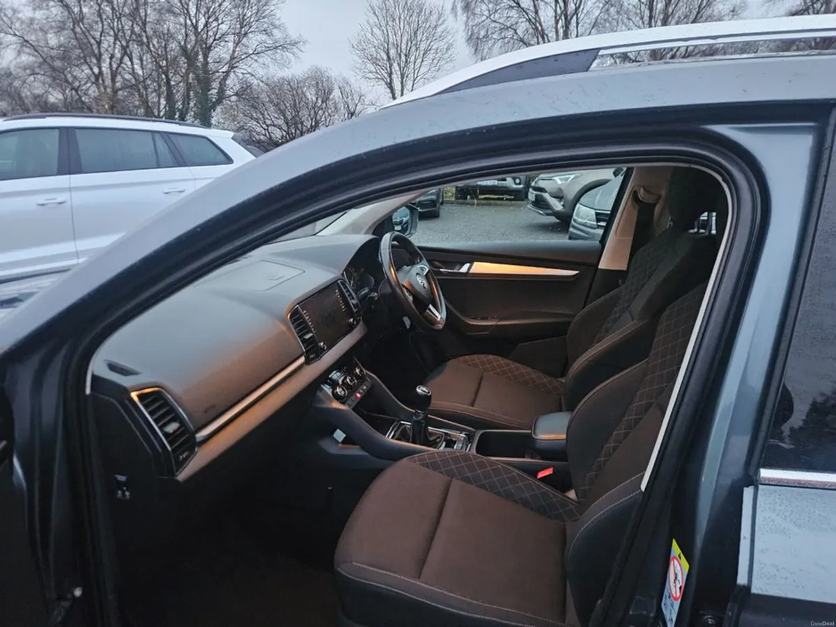 Skoda Karoq Ambition 1.6tdi 115HP 4DR - Image 3