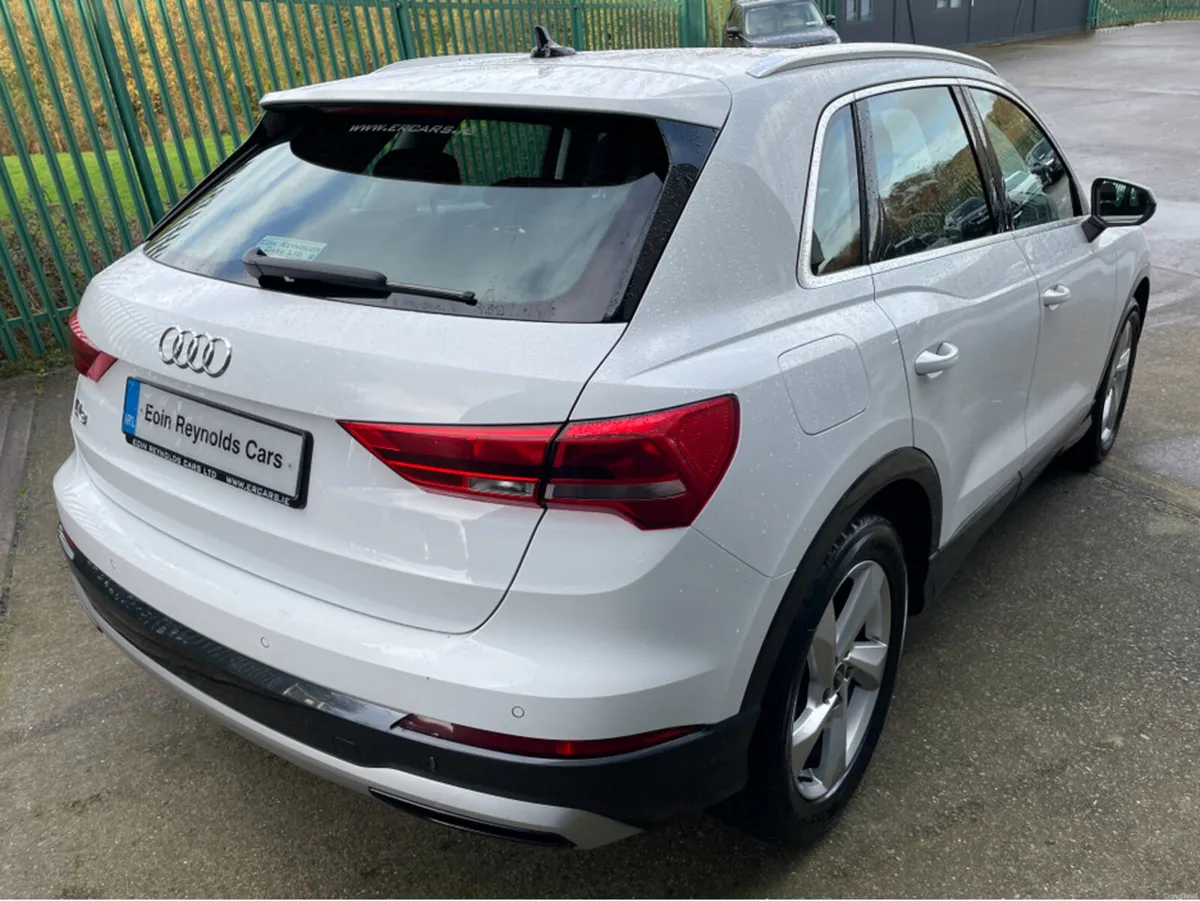 Audi Q3 35 TDI 150HP S-TRONIC SE AUTO - Image 4