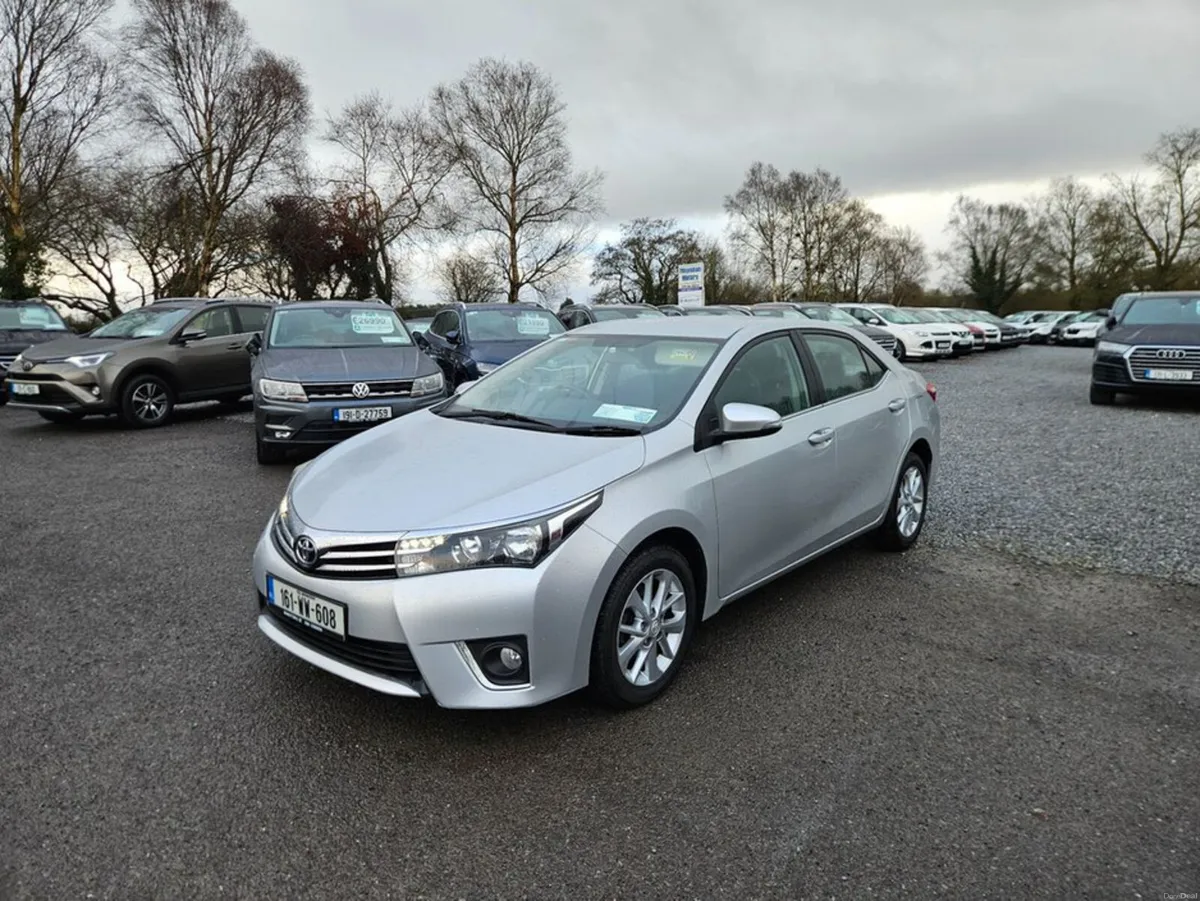 Toyota Corolla 1.33 Luna 4DR - Image 2