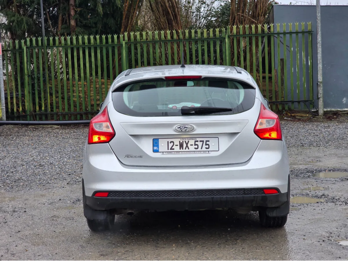 Ford Focus EDGE 1.6 TDCI 95PS 5SPEED 5DR - Image 4