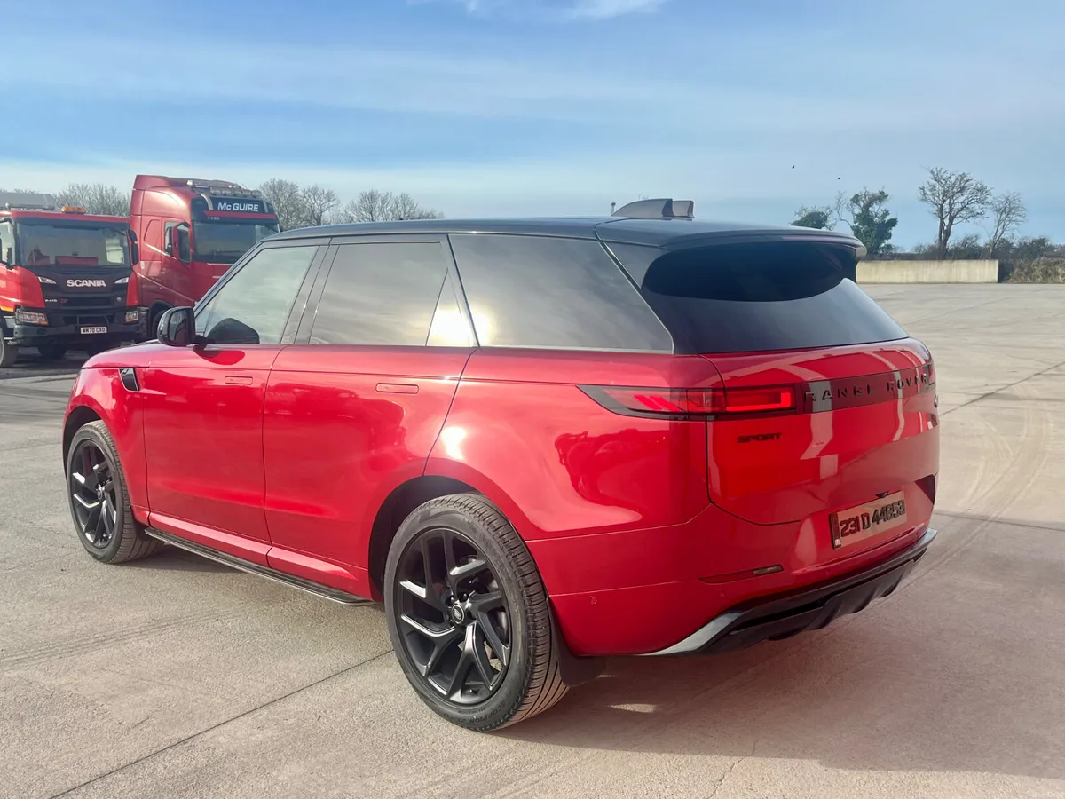 2023 Range Rover Sport 3.0 D300 Dynamic SE 5drAuto - Image 4