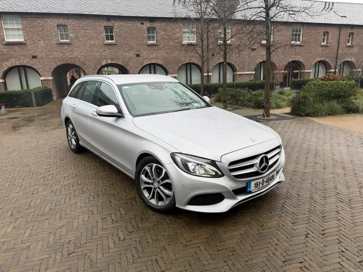 Mercedes-Benz C-Class 2015 - Image 2