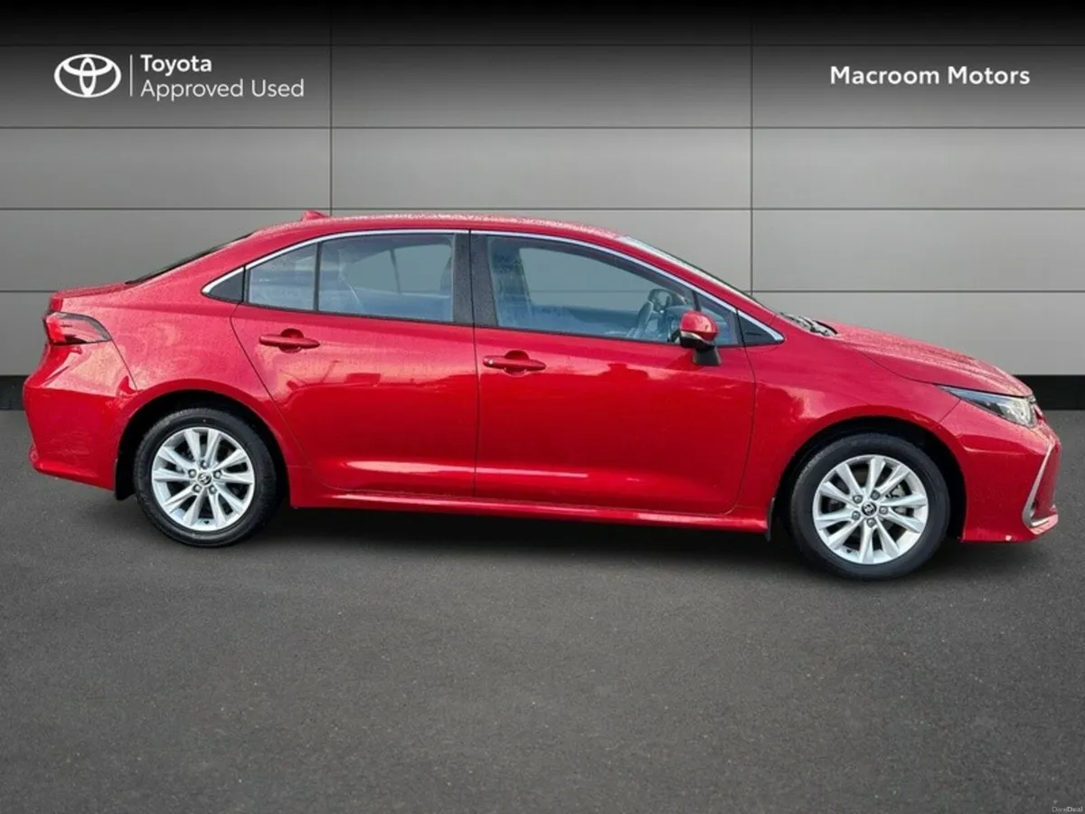 Toyota Corolla LUNA SALOON 4DR AUTO - Image 3