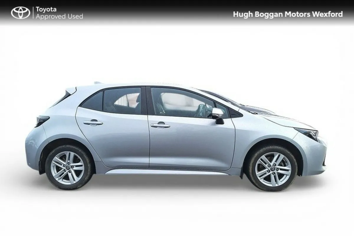 Toyota Corolla HYBRID LUNA HATCHBACK - Image 3