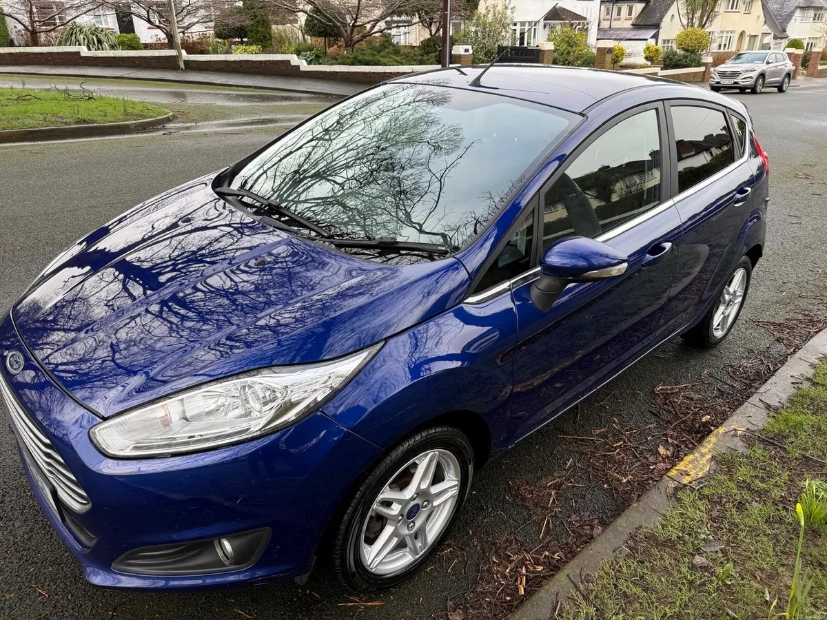 Ford Fiesta Titanium - Image 1
