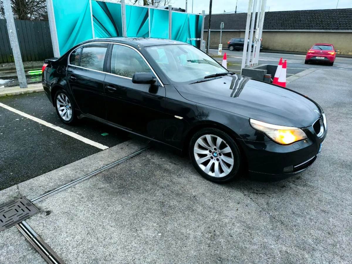 BMW 520D 2007 - Image 1