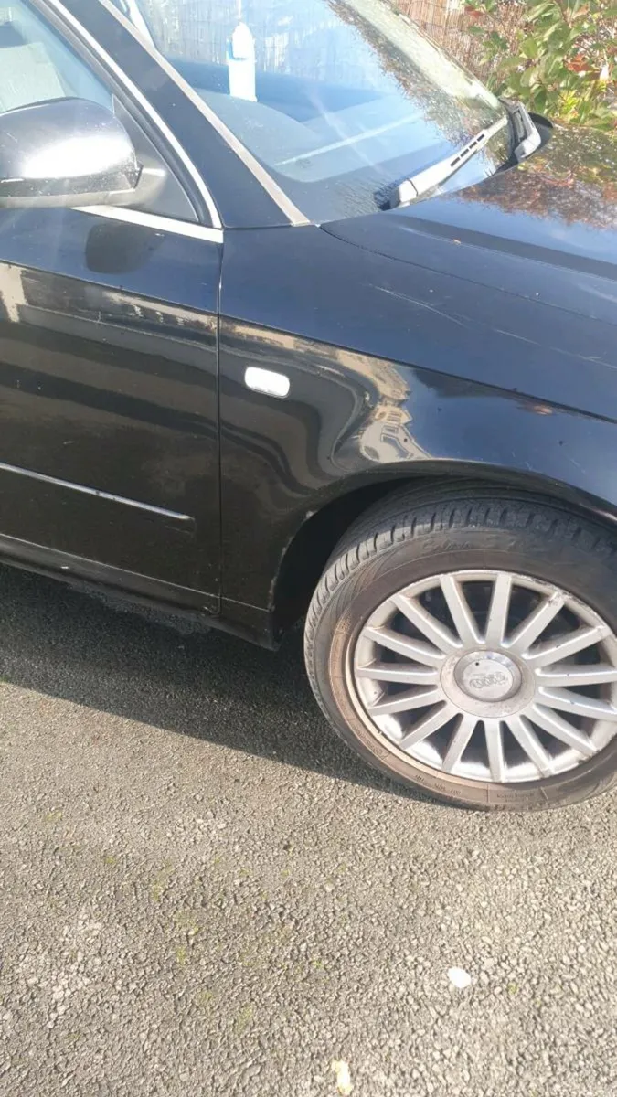 Audi A4 2005 - Image 2