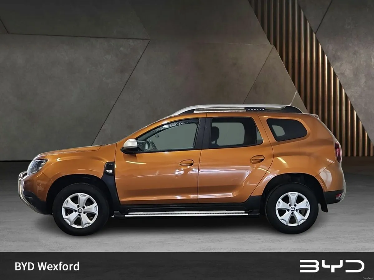 Dacia Duster 1.6 PETROL SCE 115 Comfort 4WD - Image 4