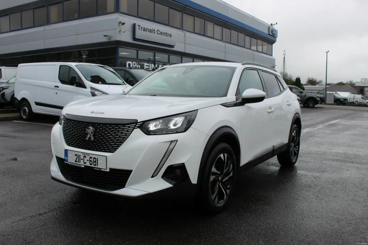Peugeot 2008 1.2 Puretech 100bhp Allure - Image 5