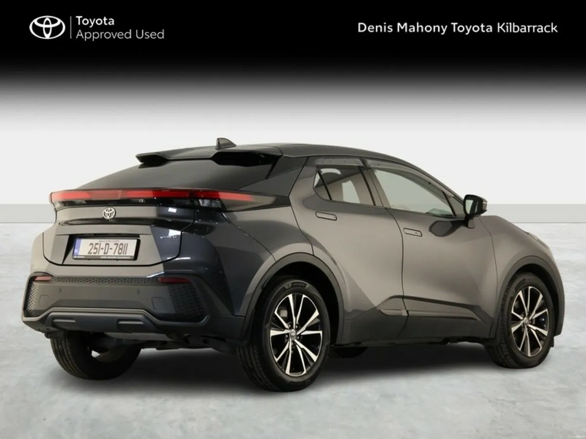 Toyota C-HR HYBRID SPORT - Image 2