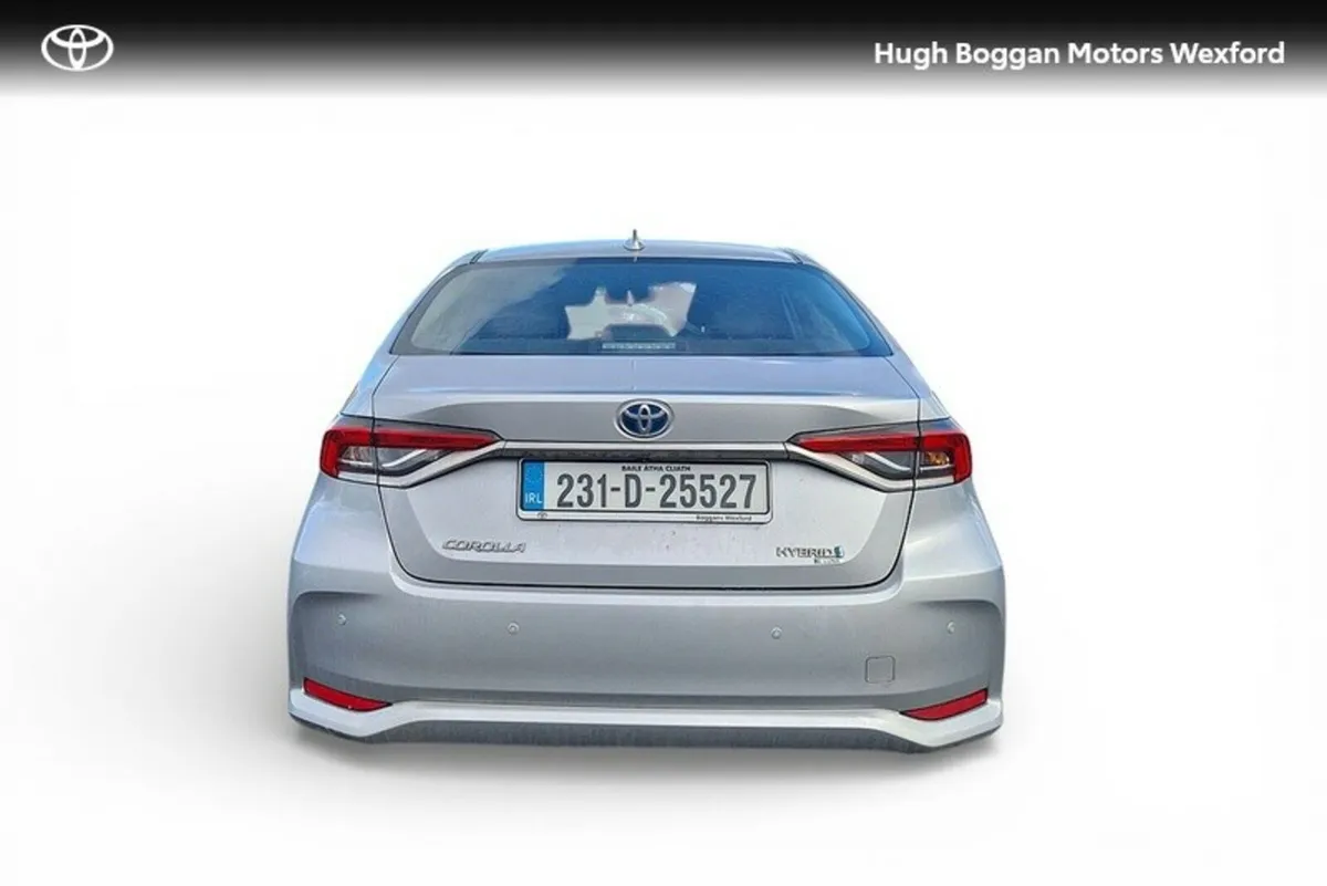 Toyota Corolla COROLLA LUNA SALOON - Image 4