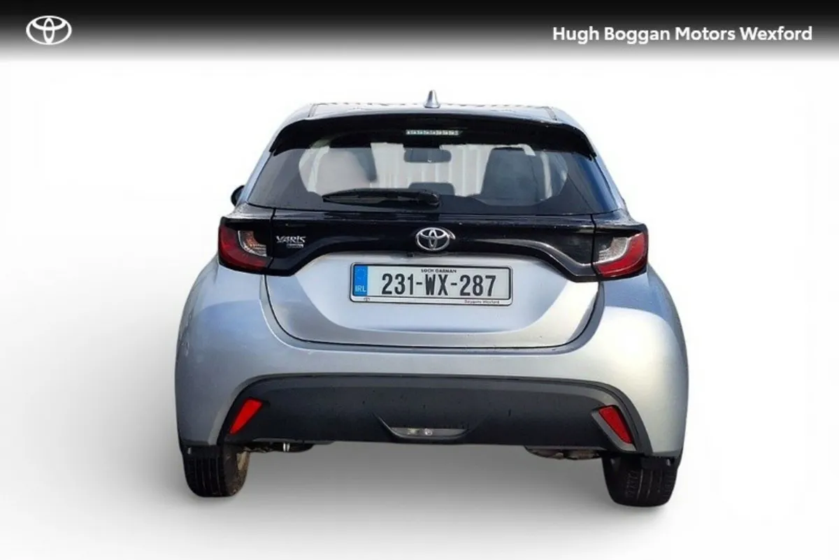 Toyota Yaris YARIS 1.5 LUNA - Image 4