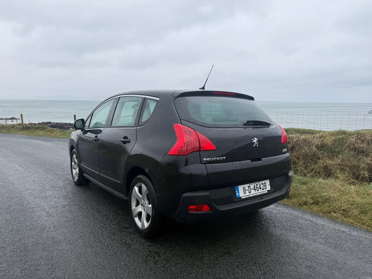 2011 Peugeot 3008 Sport 1.6 HDi 112bhp Automatic - Image 3