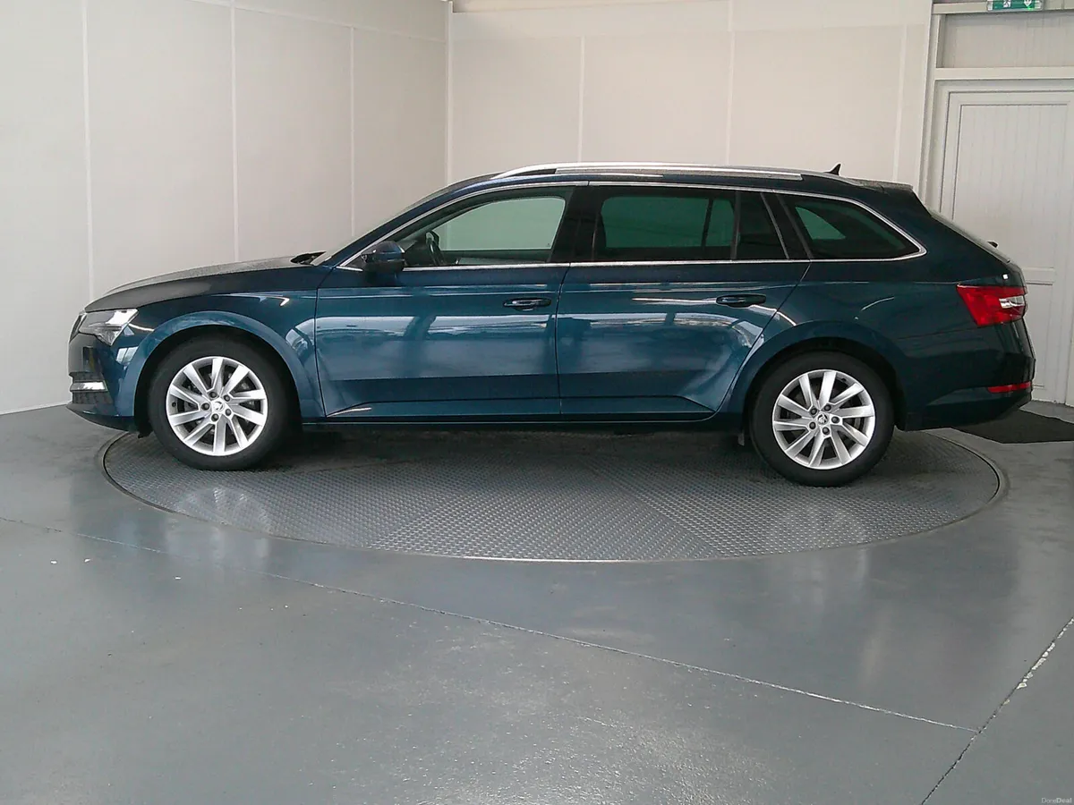 Skoda Superb 2020 - Image 4