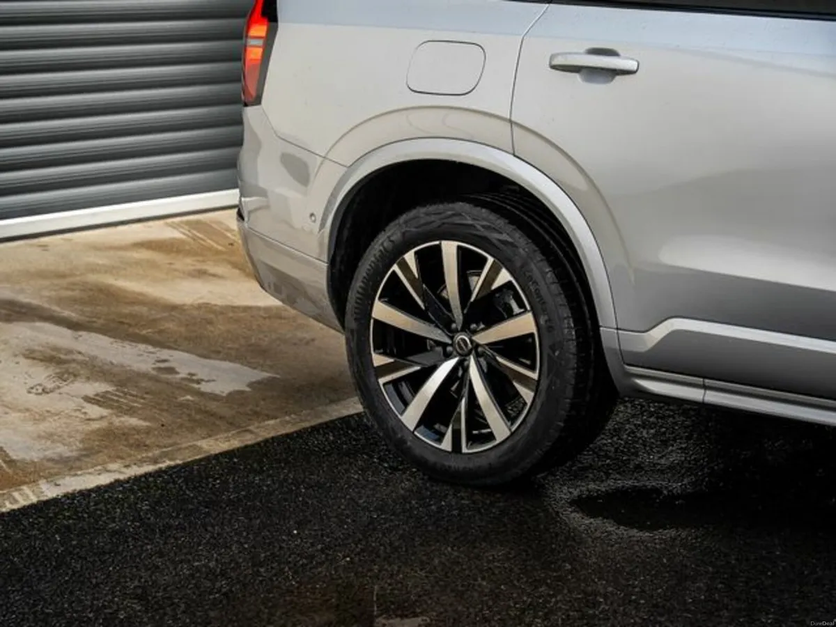 Volvo XC90 T8 PLUS *BEST VALUE PLUS MODEL IN IRL* - Image 3