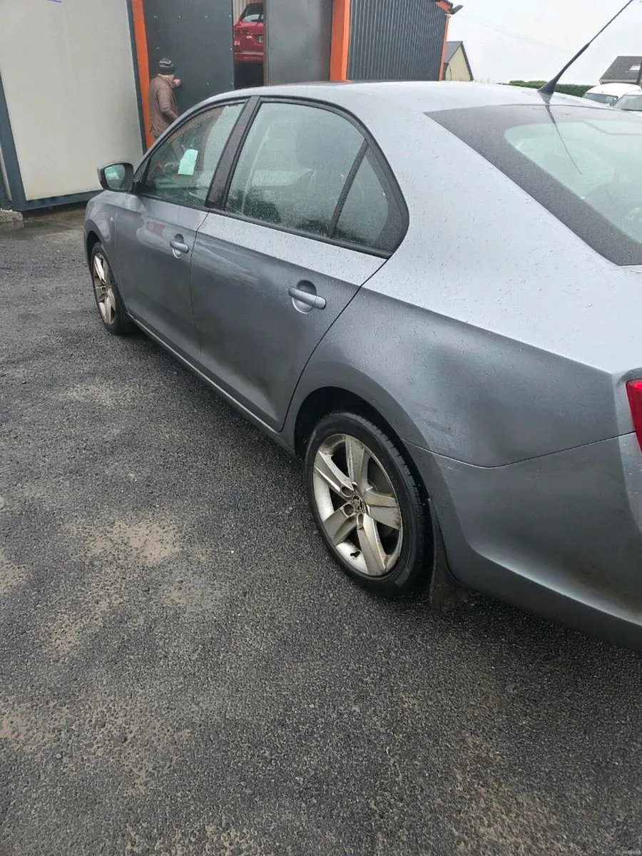 Car for sale - Image 4