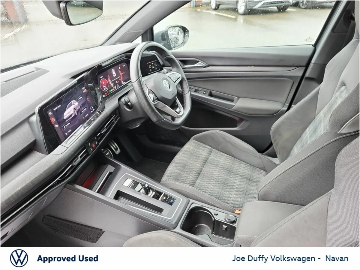 Volkswagen Golf GTD 2.0TDI 200HP AUTO - Image 4