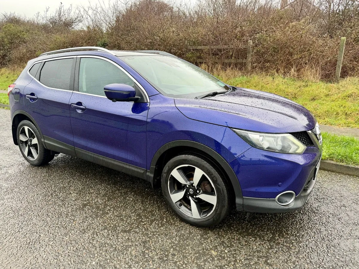 2017 Nissan Qashqai 1.5DCI  Premium PAN-ROOF - Image 1