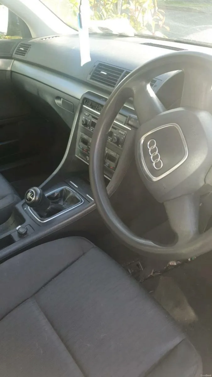 Audi A4 2005 - Image 4