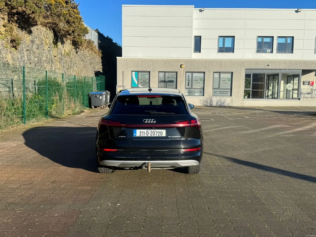 Audi e-tron 2021,55Quattro 95KWh - Image 2