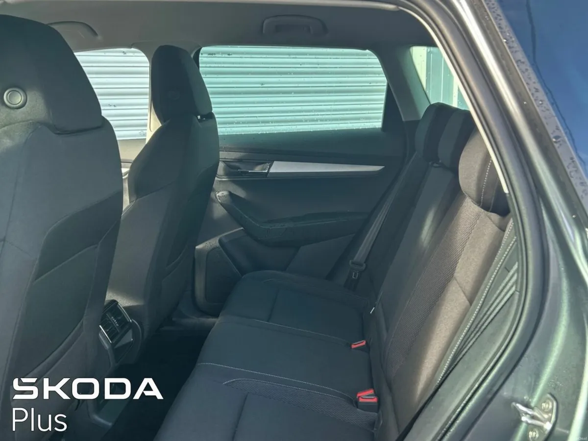 Skoda Karoq AMBITION 2.0 TDI 115 BHP - Image 6