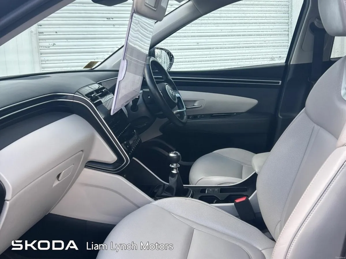 Hyundai Tucson EXECUTIVE PLUS - Image 4