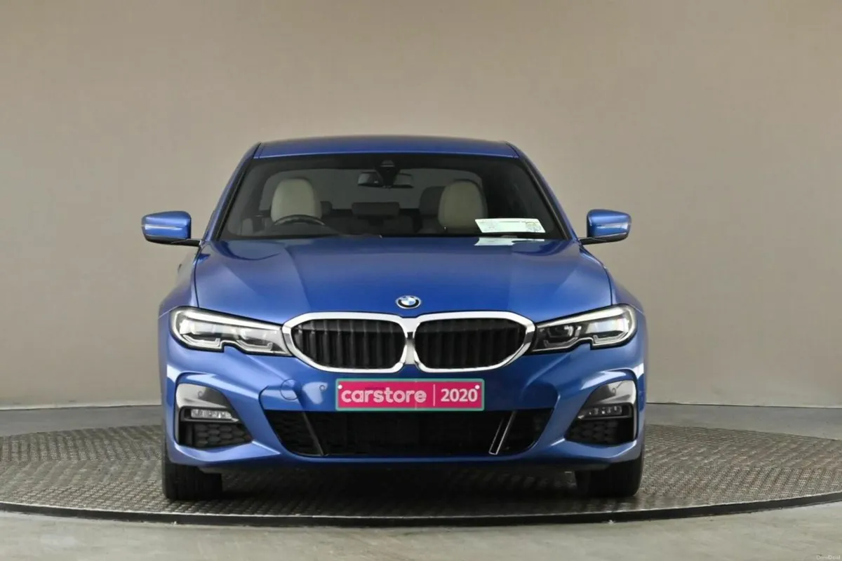 BMW 3-Series 330E M SPORT G20 **BEIGE LEATHER** - Image 2