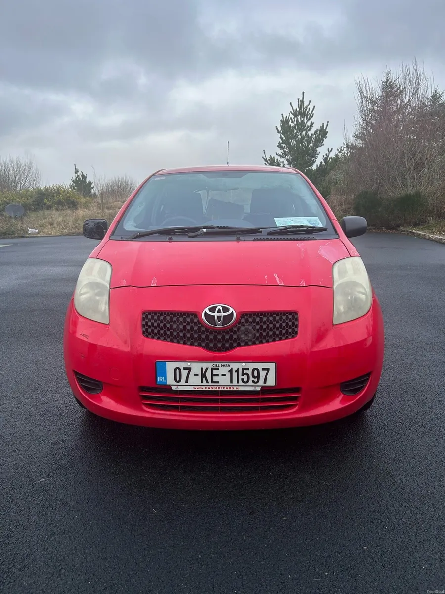 Toyota Yaris - Image 2