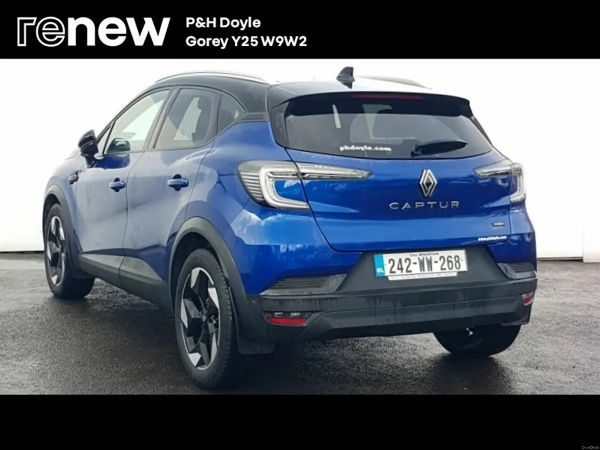 Renault Captur TECHNO E-TECH HYBRID - Image 3