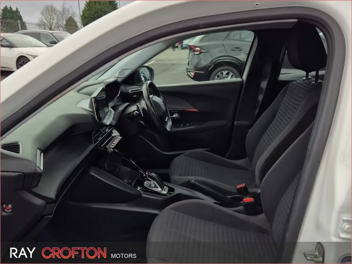 Peugeot 2008 1.2 Puretech 130bhp Auto Active - Image 6