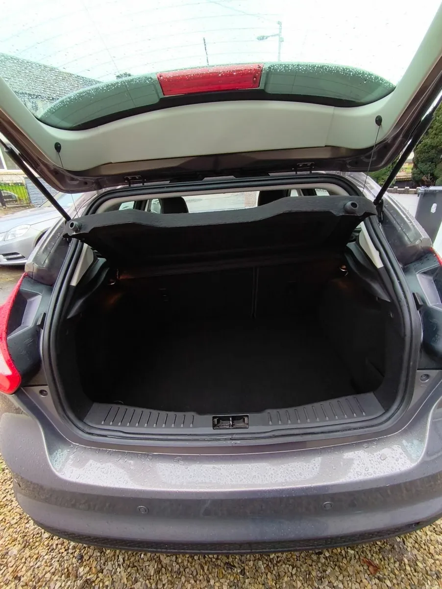 Ford Focus 2014 2.0L Diesel - Image 4